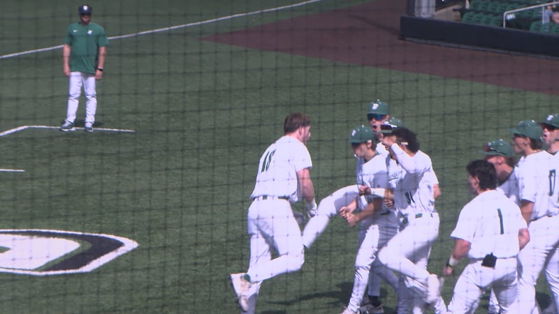 Bearcats celebrate Tommy Popoff's 2-run her in the bottom of the second.