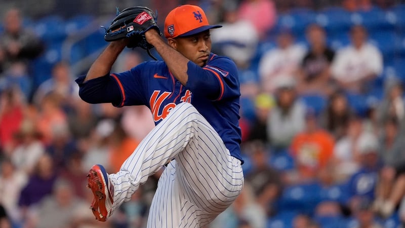 Edwin Diaz returns to Mets, strikes out side in Spring Training debut