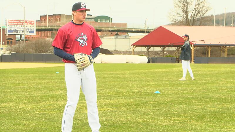 Rumble Ponies fight the Phils for a 6-2 win on the road